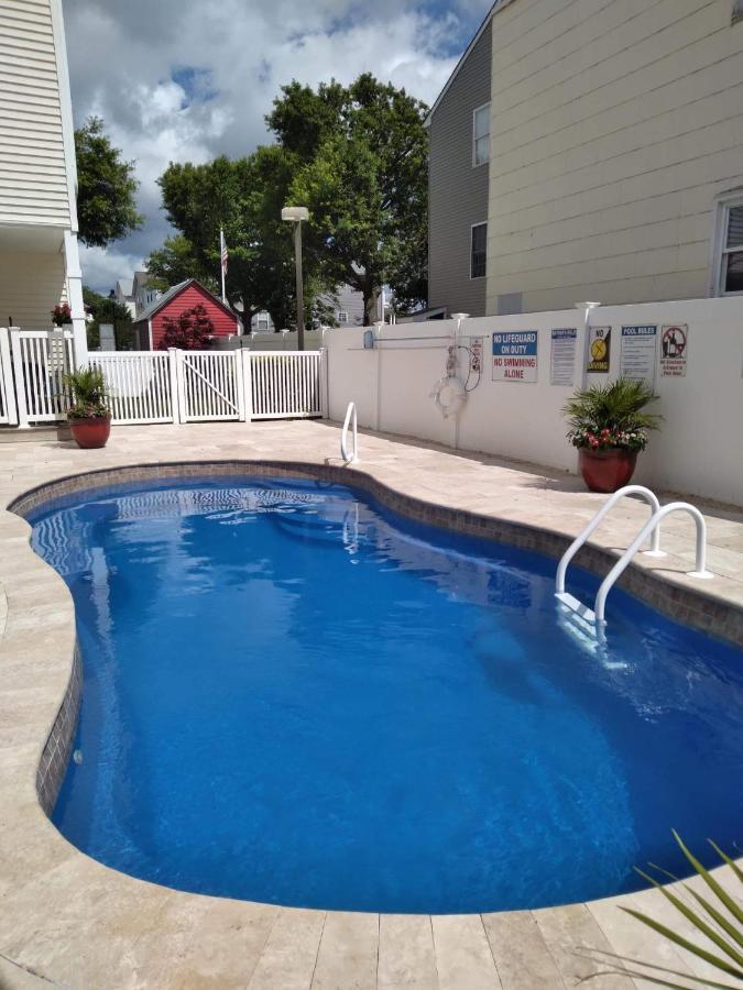 Fountain Motel Townhouse With Shared Pool Wildwood Exterior photo